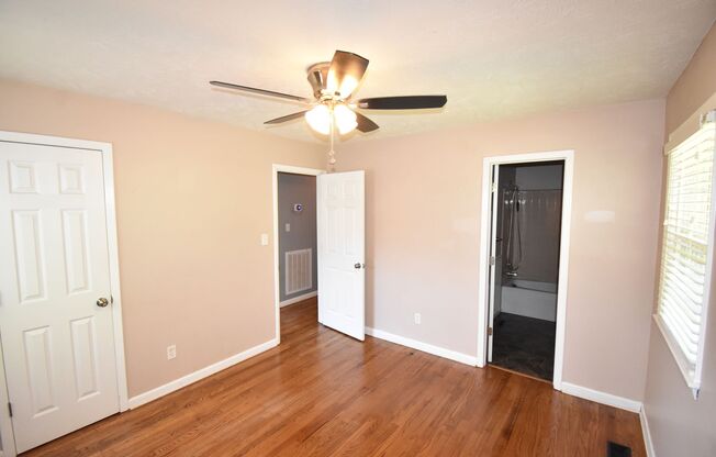 3 beds, 2 baths, $1,495