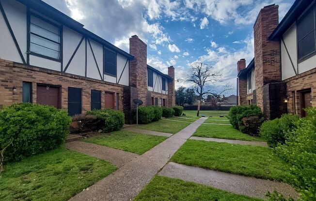 Diaz Ave Townhomes