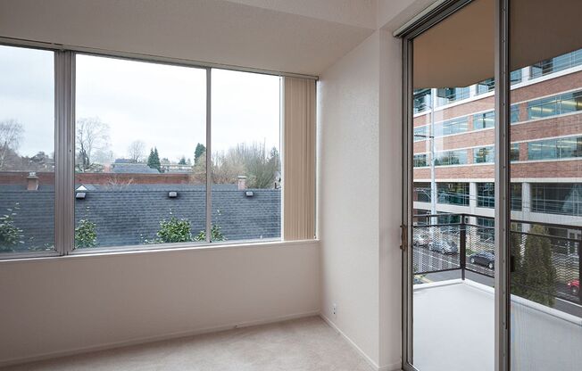 2 beds, 1 bath, 850 sqft, $1,625, Unit 117