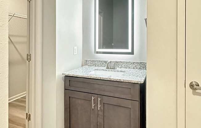 1 bed, 1 bath, 659 sqft, $1,100, Unit 8-202