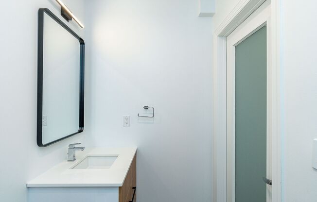 2 beds, 2 baths, 1,022 sqft, $2,795, Unit PH-16