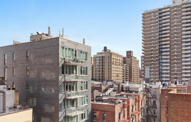 1 bed, 1 bath, 520 sqft, $2,995, Unit 9R