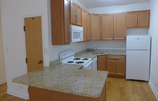 1 bed, 1 bath, 700 sqft, $1,995, Unit 13B