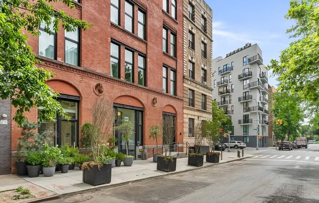 1 bed, 1 bath, $3,200, Unit 5-C