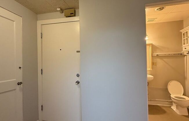 1 bed, 1 bath, 540 sqft, $1,595, Unit 404