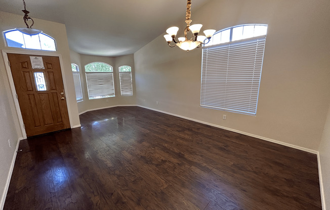 4 Bedroom 2.5 Bathroom Lakewood Home