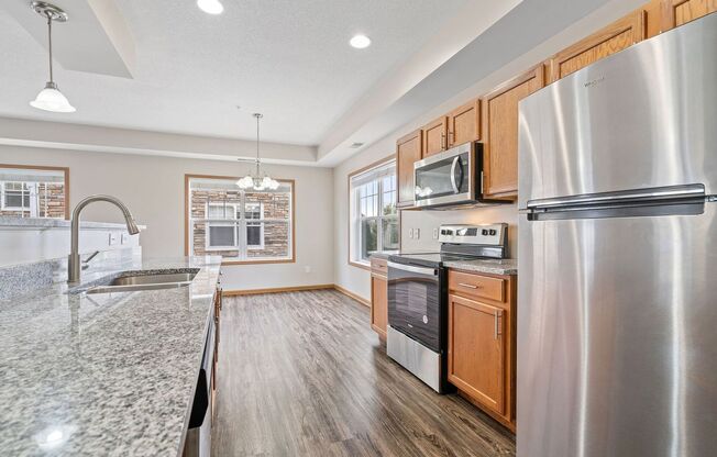 2 beds, 2 baths, 1,138 sqft, $1,895, Unit N102