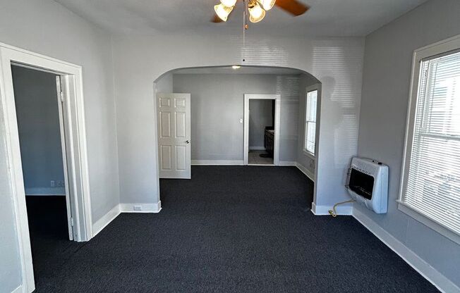 2 beds, 1 bath, $1,195