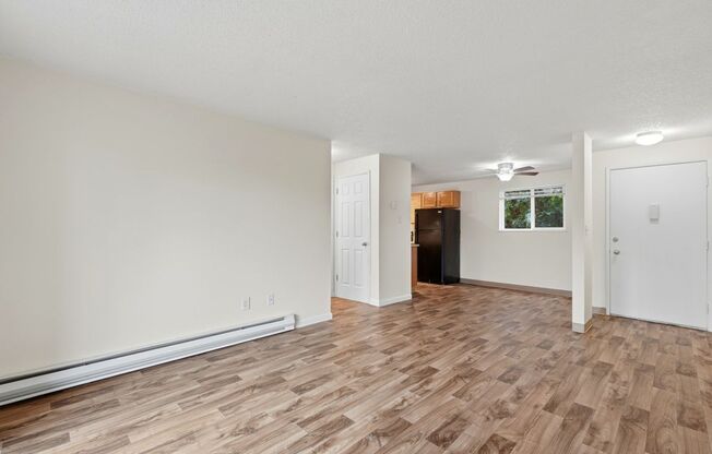 1 bed, 1 bath, 596 sqft, $1,550, Unit 84