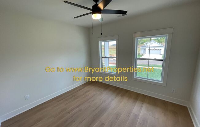 3 beds, 2 baths, $2,100, Unit 813 Parkside Blvd