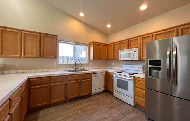 Great 3 bedroom Fernley home located in the Donner Trails subdivision!