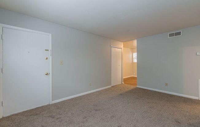 1 bed, 1 bath, 750 sqft, $1,110, Unit B-02