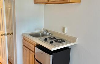 Studio, 1 bath, $1,995, Unit 8