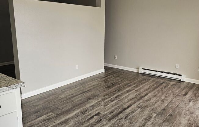 Studio, 1 bath, 440 sqft, $855, Unit 129