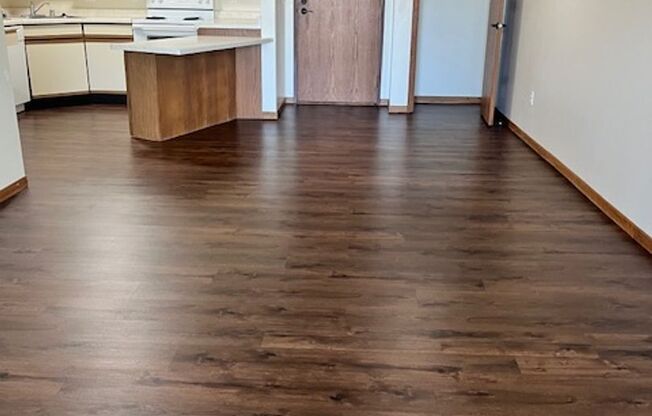 1 bed, 1 bath, 672 sqft, $1,215, Unit 403-209