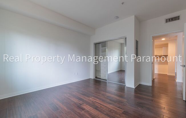 3 beds, 2 baths, $4,950, Unit # 104