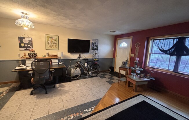105 FRANKLIN AVE