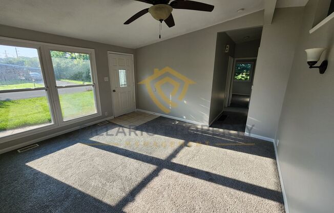 Charming 3-Bedroom Ranch with Basement & Garage – East Side Gem, Available NOW!
