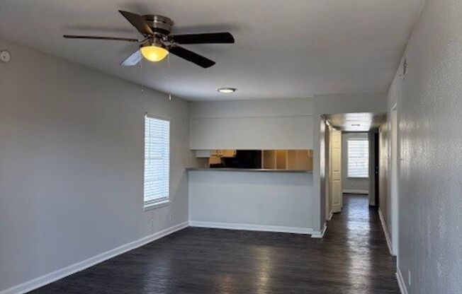 3 beds, 2 baths, 1,256 sqft, $1,500, Unit 09-0902