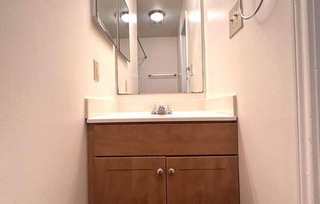 2 beds, 2 baths, 1,057 sqft, $1,950, Unit 310 #2A