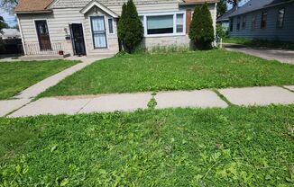 7348-7348A W Medford Ave