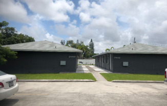 2440 2442 JACKSON ST