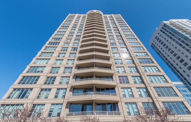 200 North JEFFERSON Street