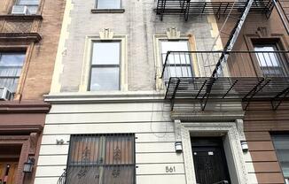 561 W 161 ST