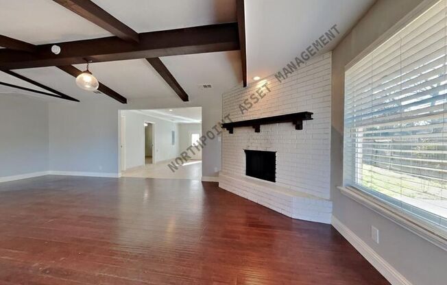 2724 RUSSWOOD LN