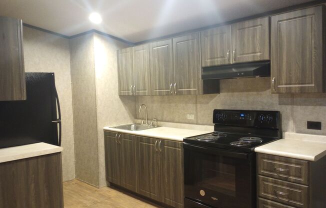2 beds, 1 bath, 624 sqft, $795, Unit 750