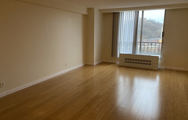 1 bed, 1 bath, 725 sqft, $2,800, Unit 1113