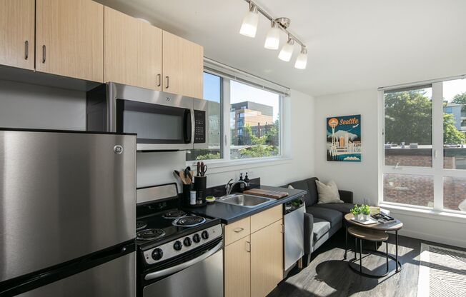 5216 Brooklyn Ave NE