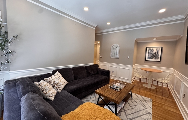 416 Marlborough St 106