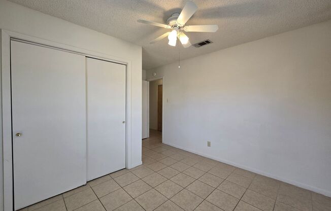 3 beds, 2 baths, 1,308 sqft, $1,295, Unit 3101 Honeysuckle Cir - B