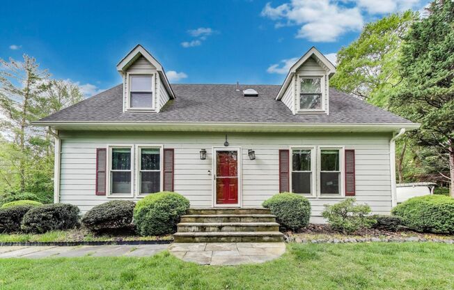 Super Cute BSMT Studio Apartment = All Utilities included