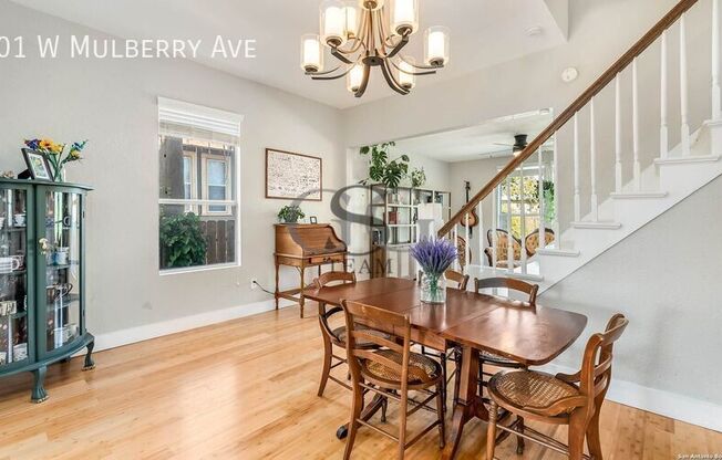801 W MULBERRY AVE