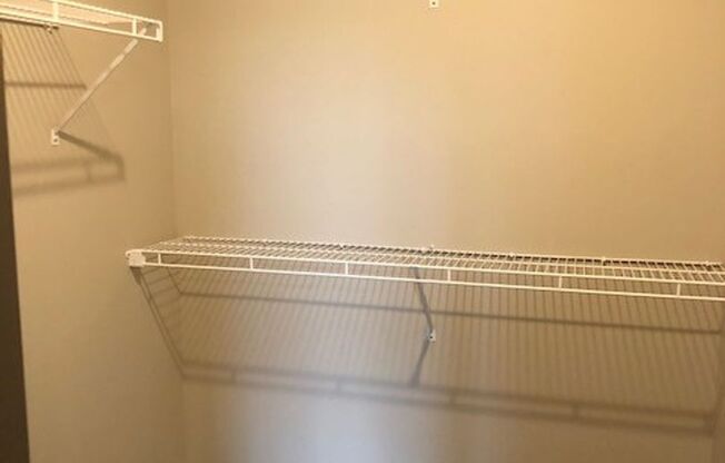 2 beds, 2 baths, 1,052 sqft, $1,045, Unit 80