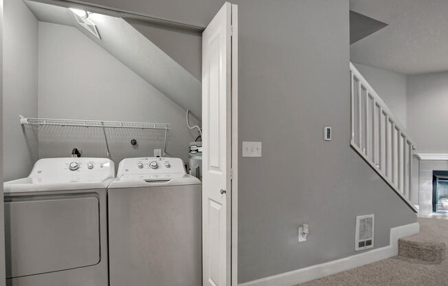 Aspen Creek Apartment Homes