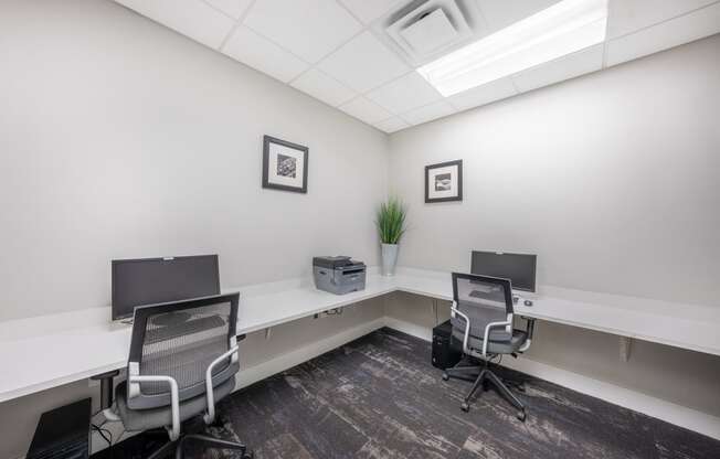 Business Center at ELEVATE Apartment Homes