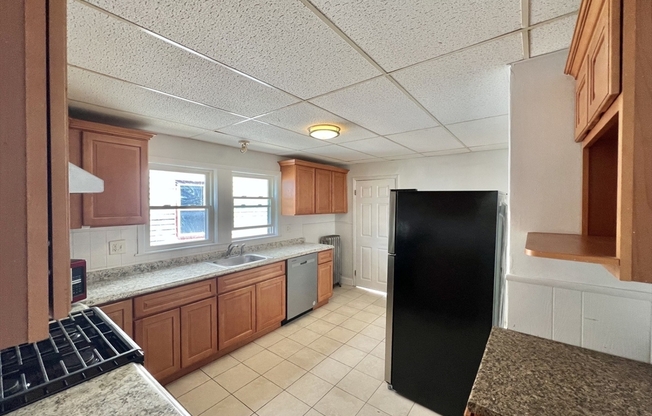 2 beds, 1 bath, 1,026 sqft, $2,850, Unit 86