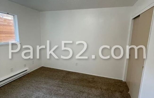 2 beds, 1 bath, $1,495