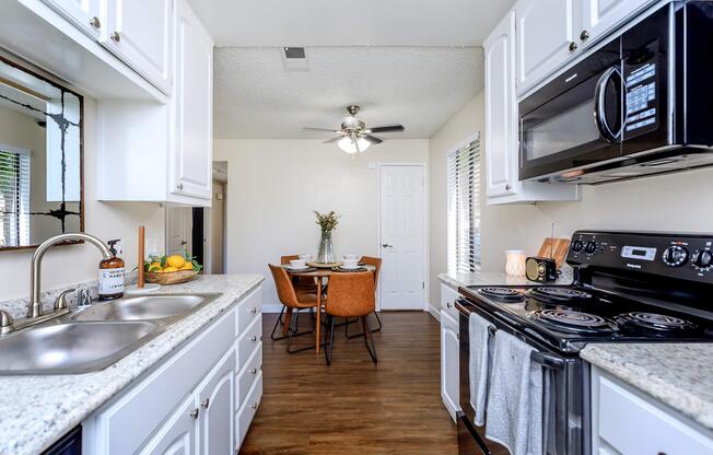 North Creek Apartment Homes - Apartments in Fresno, CA
