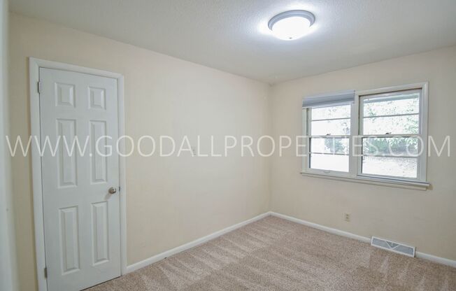 3 beds, 1 bath, $1,625