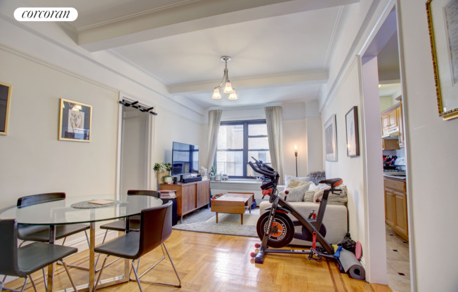 785 W AVE 15
