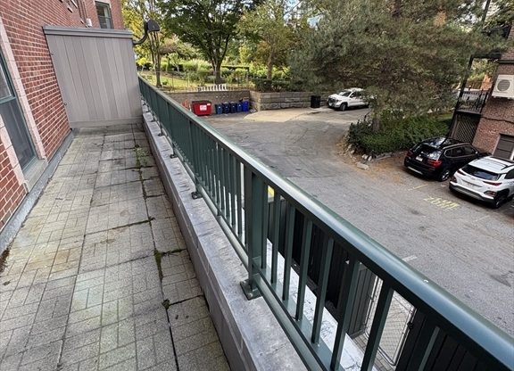 3 beds, 1 bath, 1,000 sqft, $4,500, Unit 3