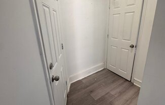 61 W LOGAN ST