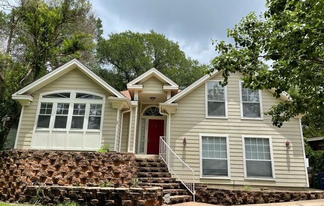 SPACIOUS, UPGRADED HOME IN CENTRAL AUSTIN