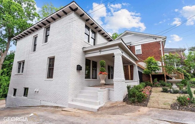659 KENNESAW AVE NE