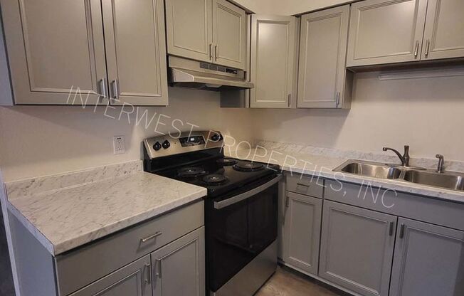 1 bed, 1 bath, 700 sqft, $1,495, Unit 1747