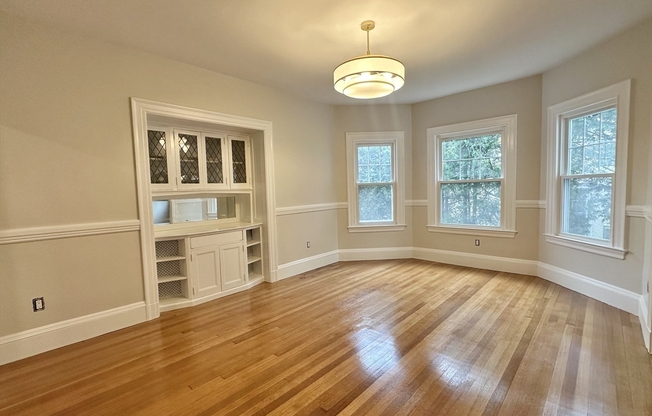 4 beds, 3 baths, 2,100 sqft, $6,500, Unit 1